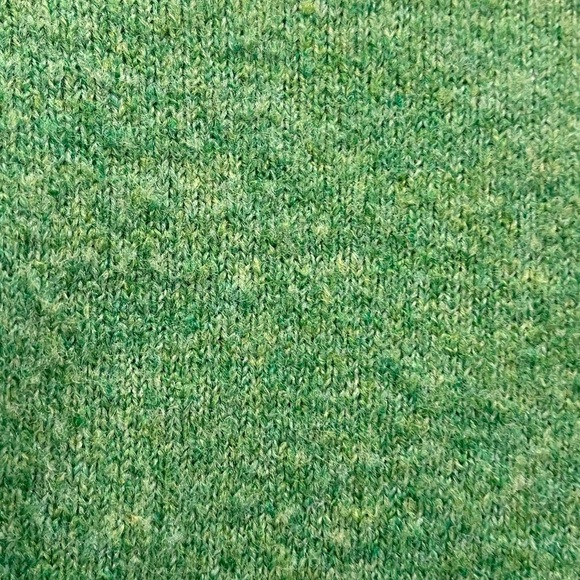 Brand New American Eagle sweater - Picture 2 of 3